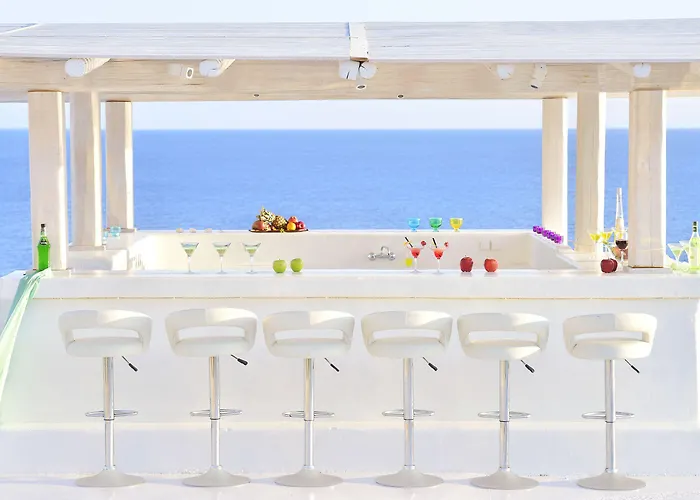 Aparthotel Mykonos Pantheon 4*