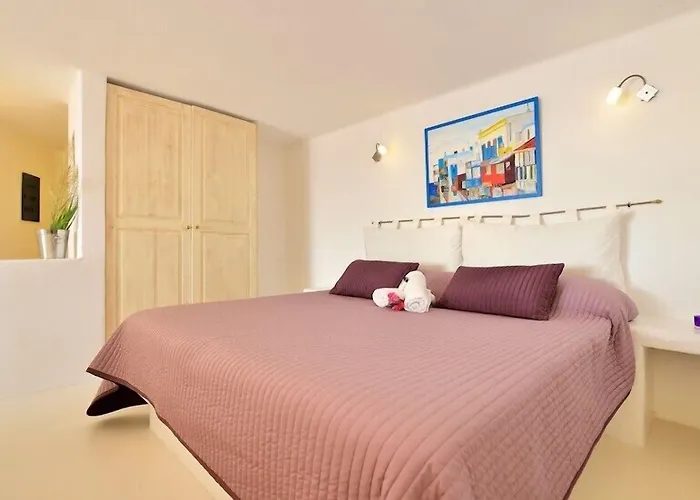 מלון דירות Mykonos Pantheon 4*