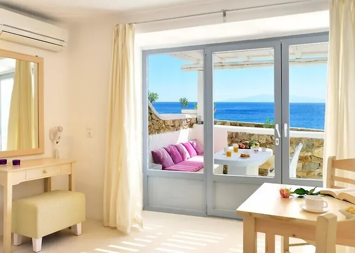 מלון דירות Mykonos Pantheon 4*