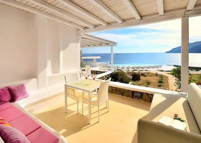 Mykonos Pantheon アパートホテル 4*