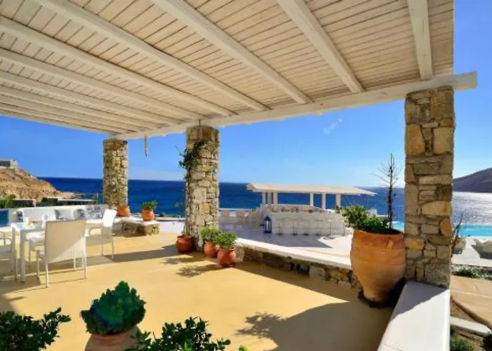 Mykonos Pantheon 4* קאלו ליבאדי